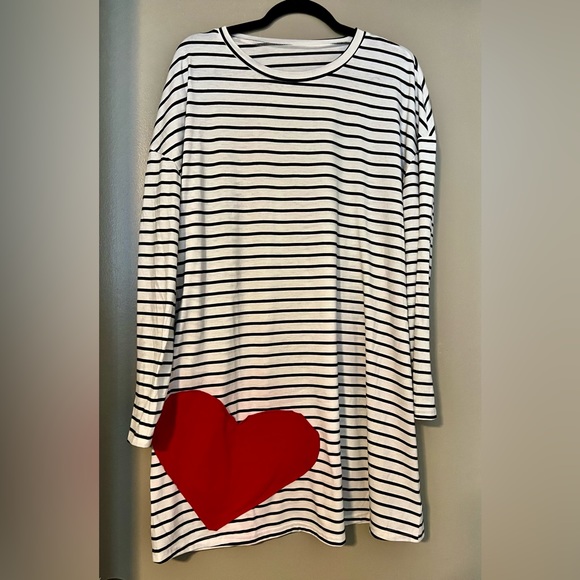 SHEIN Dresses & Skirts - Striped heart valentines dress plus size